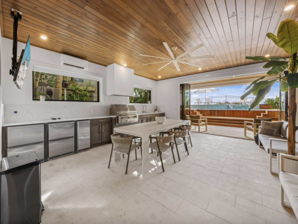 Anna Maria Island Vacation Beach Pool Home Five Bedrooms